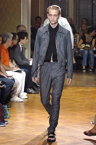 Look 18